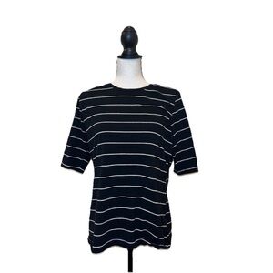 Who What Wear T-Shirt Women’s XXL Black And White Stripe Short Sleeve Tee